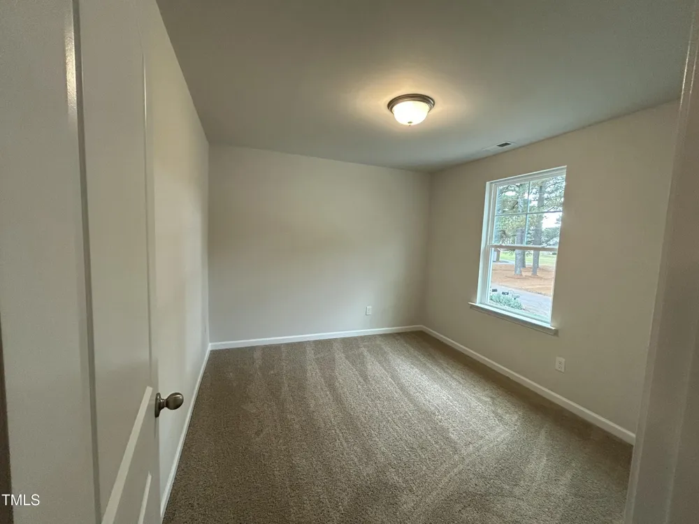 107 W Highland Avenue Kinston, NC 28501