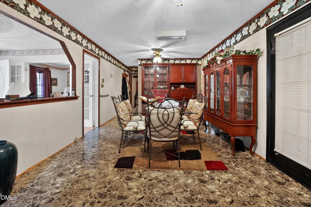 202 Newbold Street Lincolnton, NC 28092