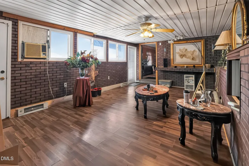 202 Newbold Street Lincolnton, NC 28092
