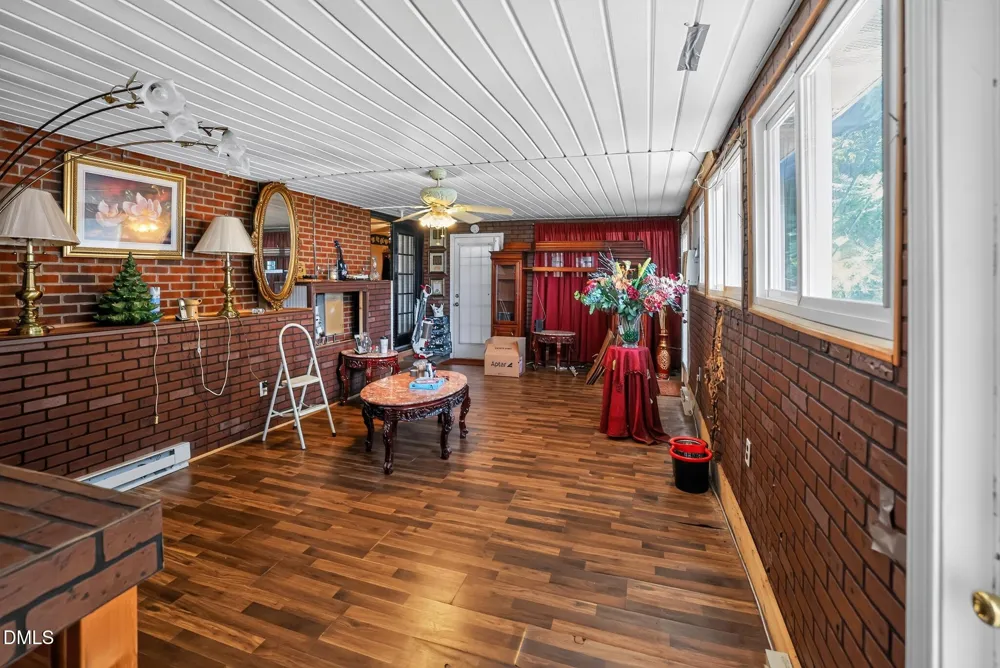 202 Newbold Street Lincolnton, NC 28092