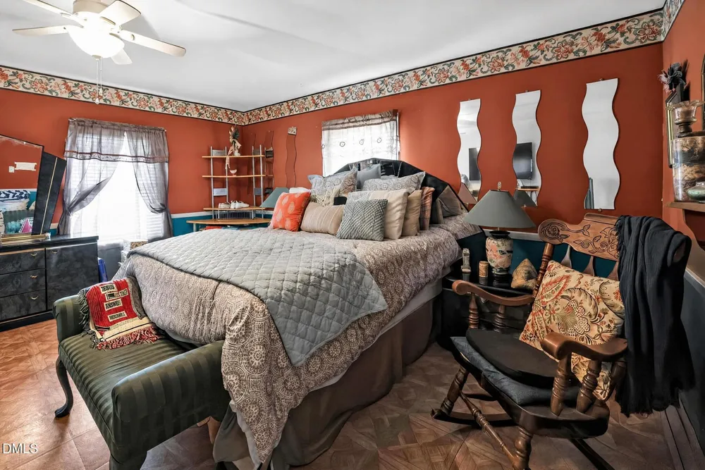 202 Newbold Street Lincolnton, NC 28092