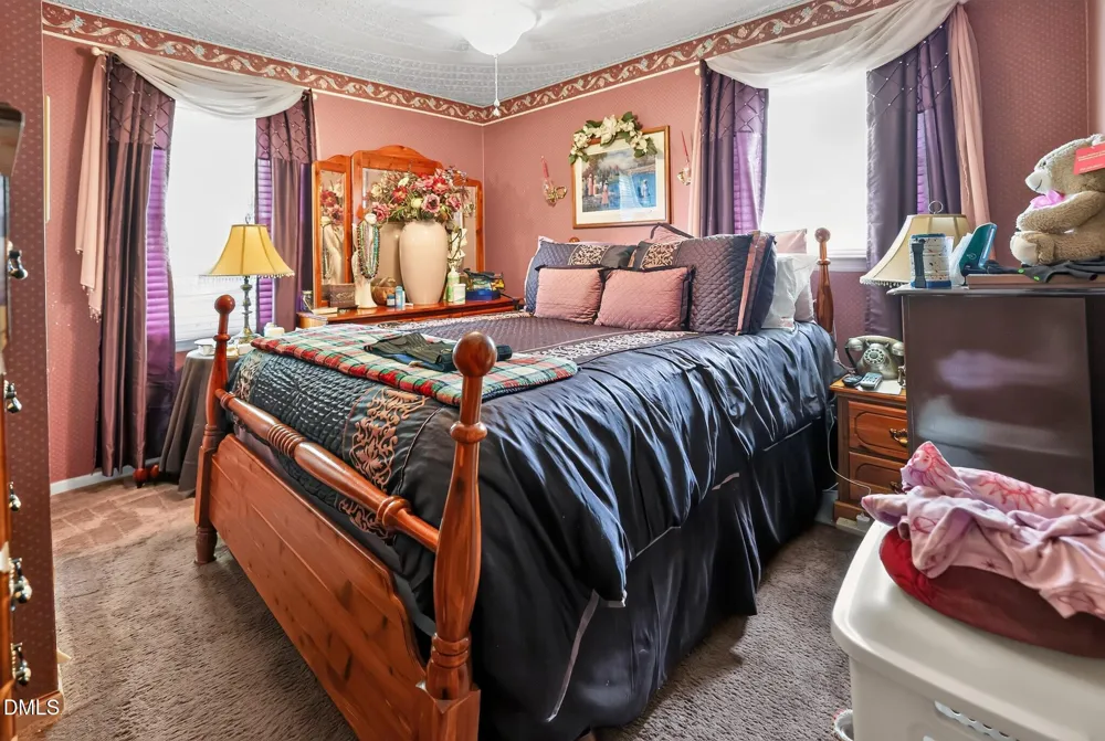 202 Newbold Street Lincolnton, NC 28092