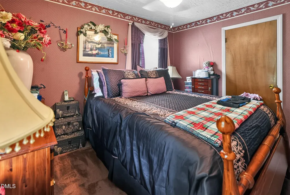 202 Newbold Street Lincolnton, NC 28092