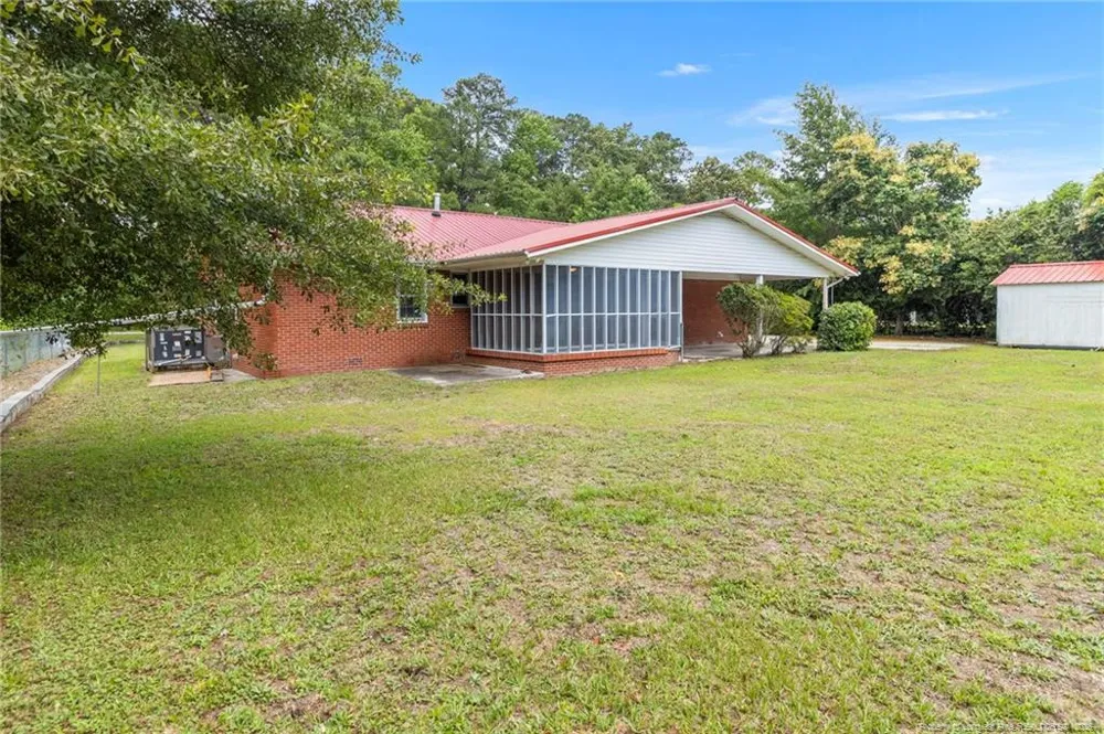 344 S 4th Street Saint Pauls, NC 28384