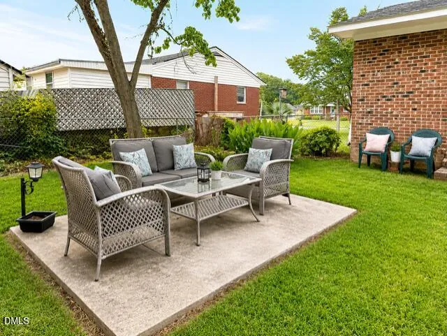 702 Crestview Avenue SW Wilson, NC 27893