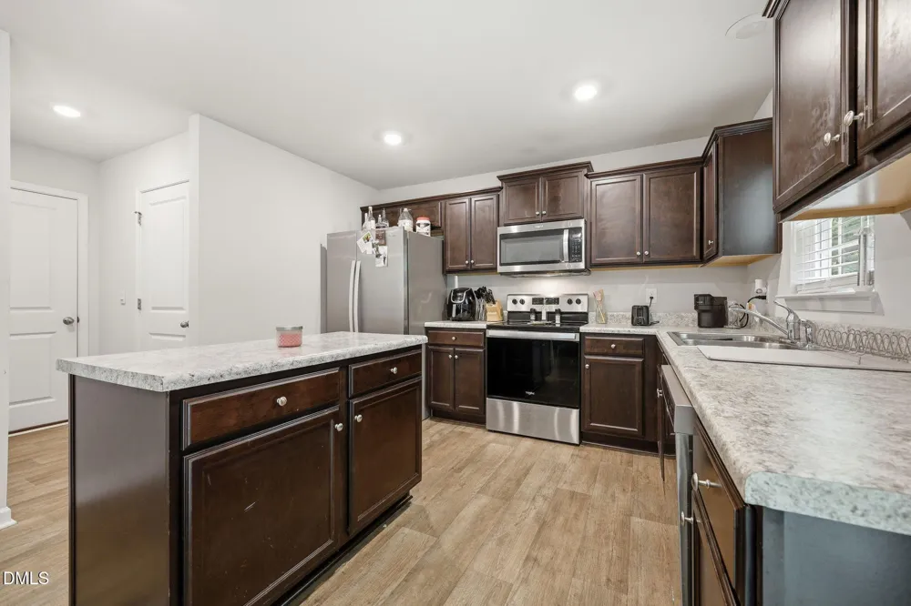 4561 Sandstone Drive Greenville, NC 27858