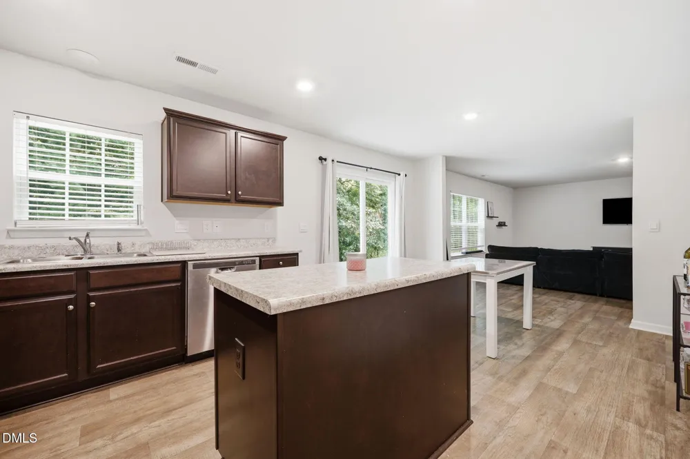 4561 Sandstone Drive Greenville, NC 27858
