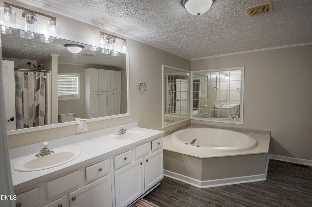41 Stable Road Tarboro, NC 27886