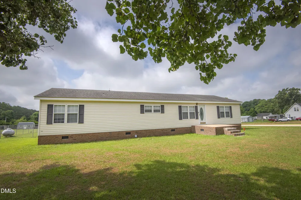 41 Stable Road Tarboro, NC 27886