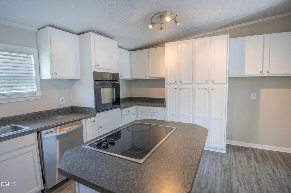 41 Stable Road Tarboro, NC 27886