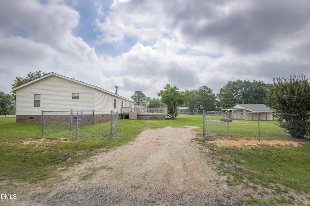 41 Stable Road Tarboro, NC 27886