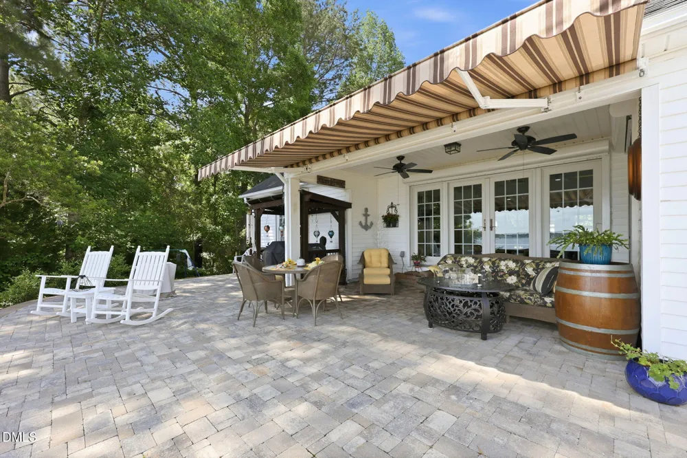 122 Line Boat Lane Swansboro, NC 28584