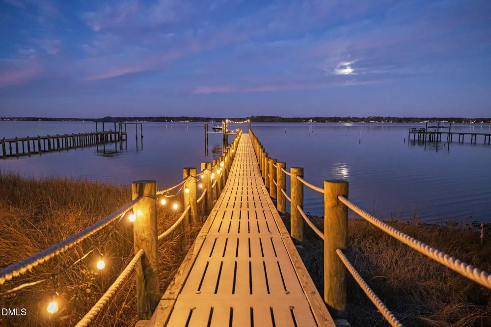 122 Line Boat Lane Swansboro, NC 28584