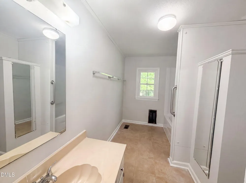 1804 Gade Bryant Road Moncure, NC 27559