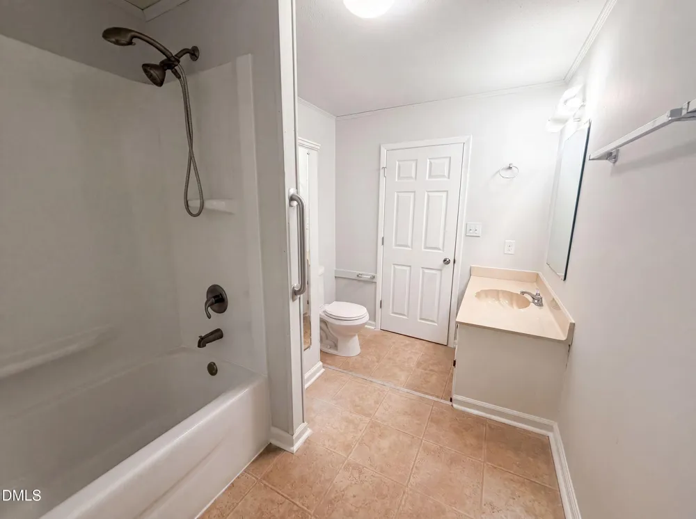1804 Gade Bryant Road Moncure, NC 27559