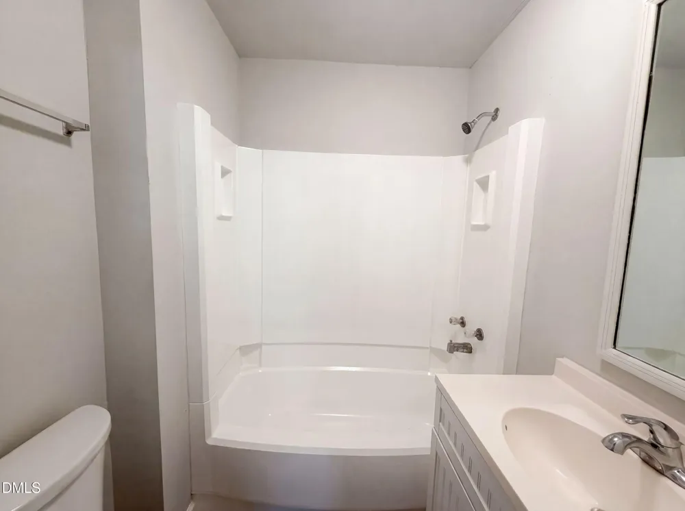 1804 Gade Bryant Road Moncure, NC 27559