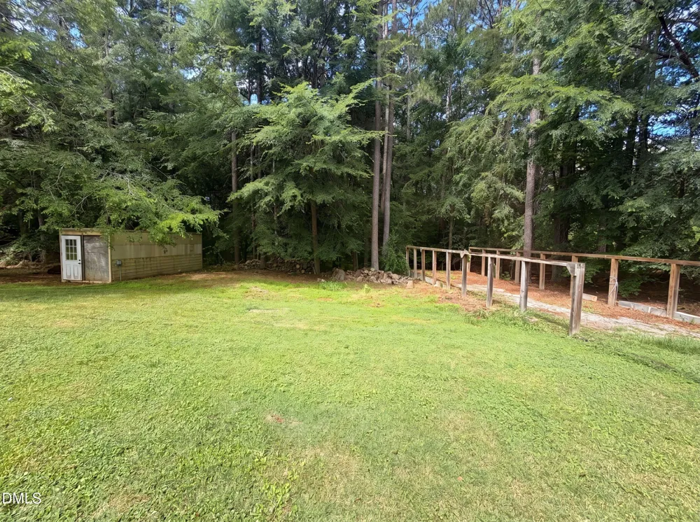 1804 Gade Bryant Road Moncure, NC 27559