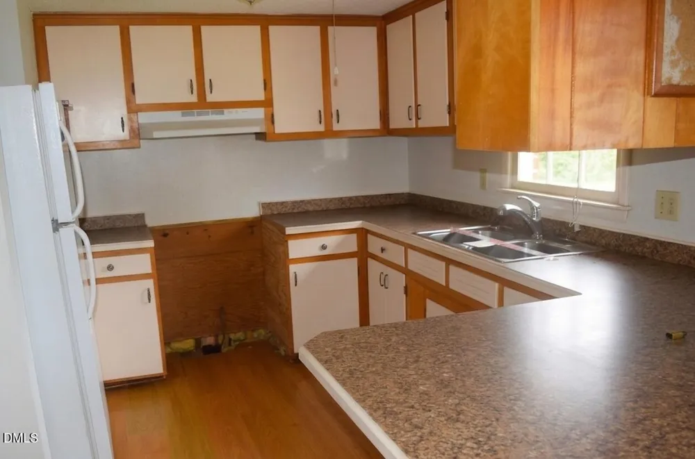 205 W B STREET Erwin, NC 28339