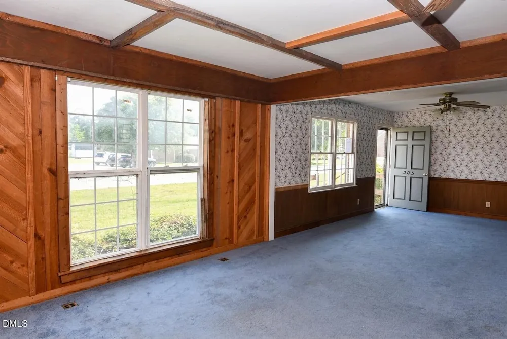 205 W B STREET Erwin, NC 28339