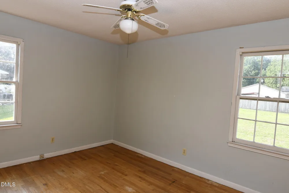 205 W B STREET Erwin, NC 28339