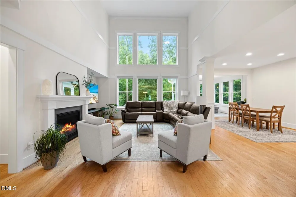 1550 Village Grove Court Hillsborough, NC 27278