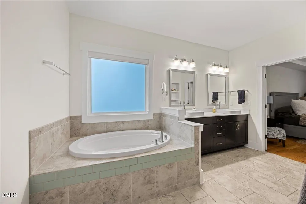 1550 Village Grove Court Hillsborough, NC 27278