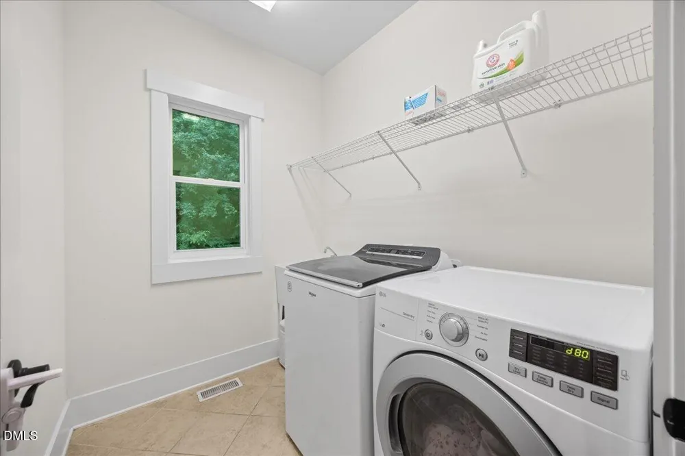 1550 Village Grove Court Hillsborough, NC 27278
