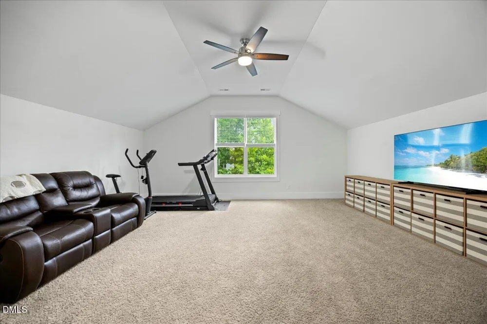 1550 Village Grove Court Hillsborough, NC 27278