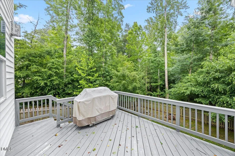 1550 Village Grove Court Hillsborough, NC 27278