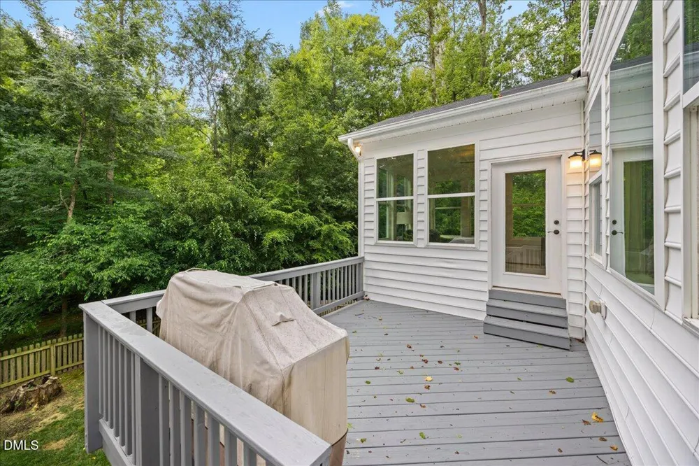 1550 Village Grove Court Hillsborough, NC 27278