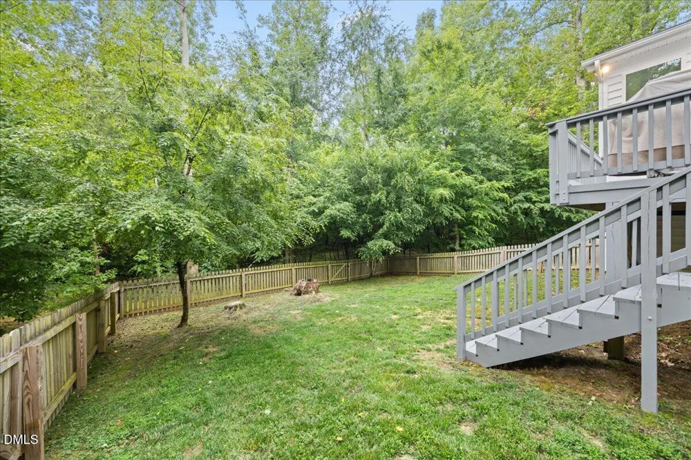 1550 Village Grove Court Hillsborough, NC 27278