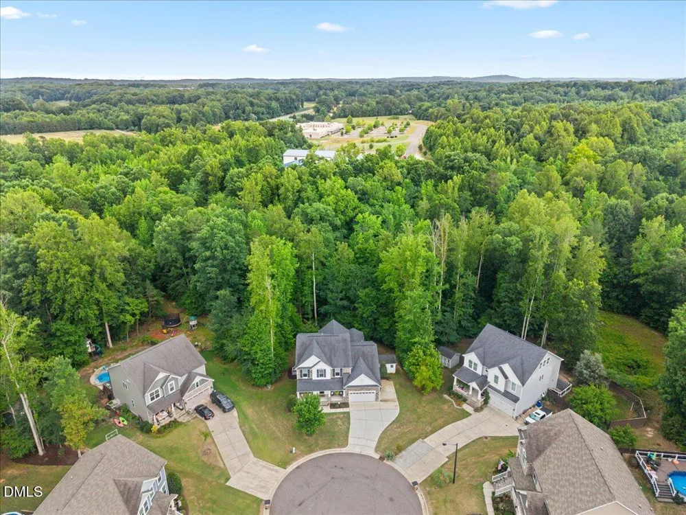 1550 Village Grove Court Hillsborough, NC 27278