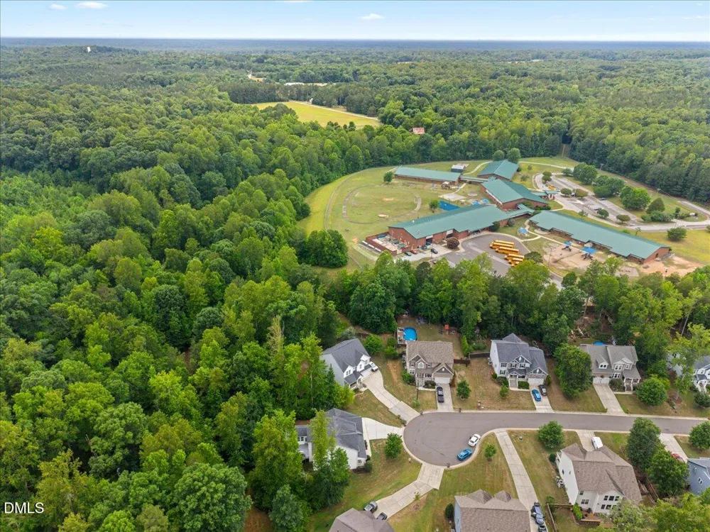 1550 Village Grove Court Hillsborough, NC 27278