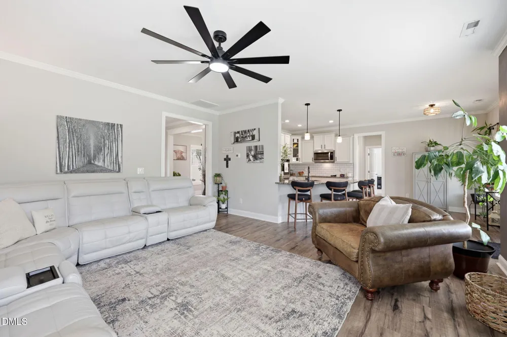 124 Shady Oaks Drive Benson, NC 27504