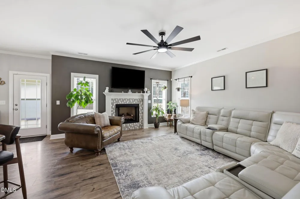 124 Shady Oaks Drive Benson, NC 27504