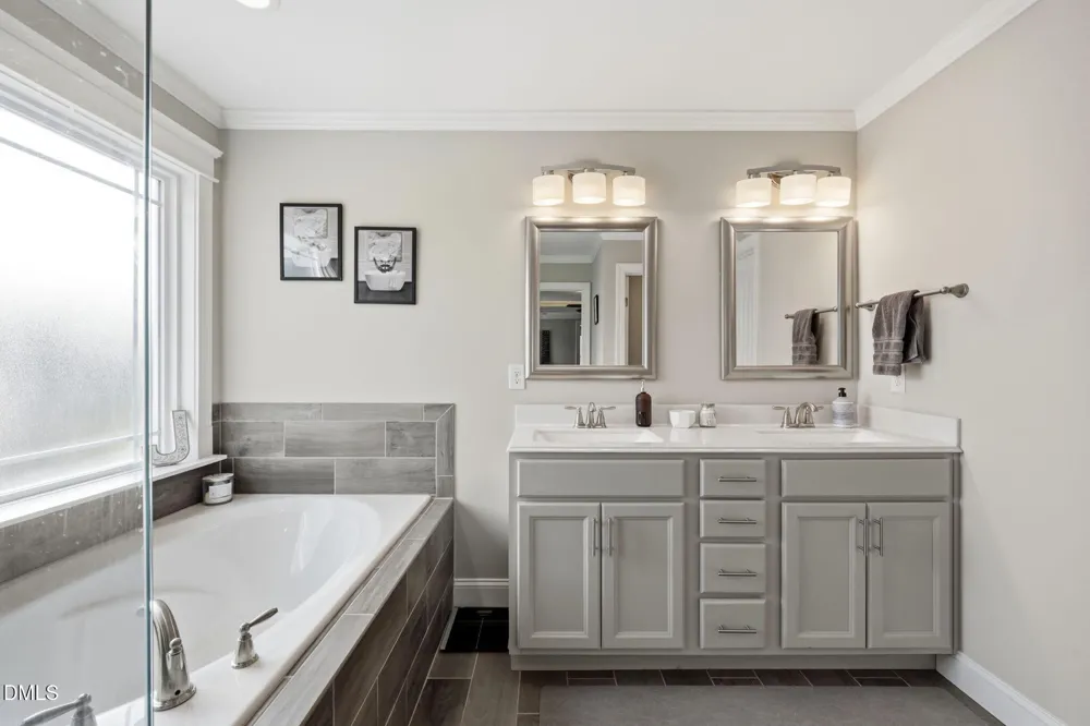 124 Shady Oaks Drive Benson, NC 27504