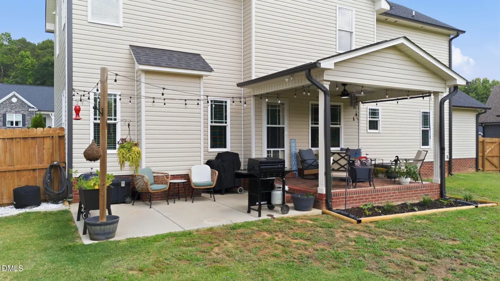 124 Shady Oaks Drive Benson, NC 27504