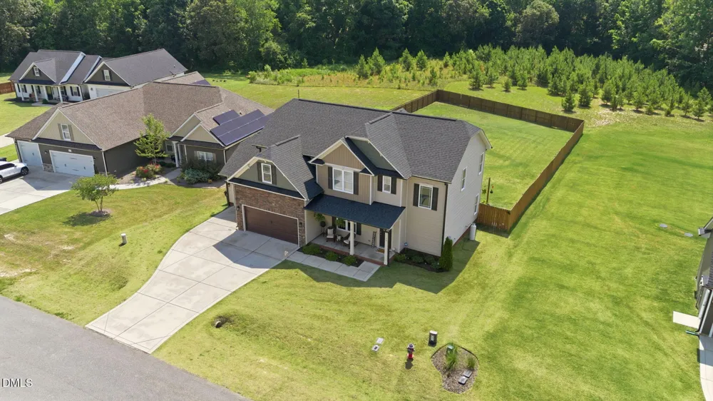 124 Shady Oaks Drive Benson, NC 27504
