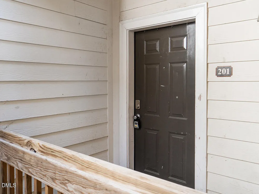 102 Campus Walk Trail #201 Elon, NC 27244