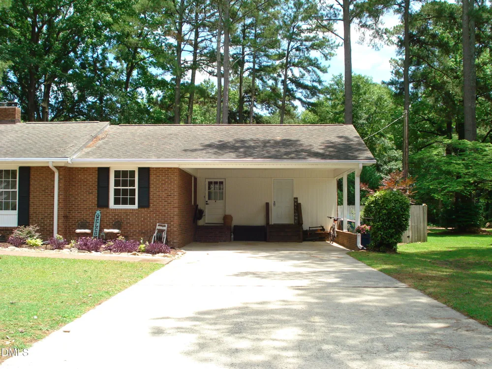 1502 Wellons Avenue Dunn, NC 28334