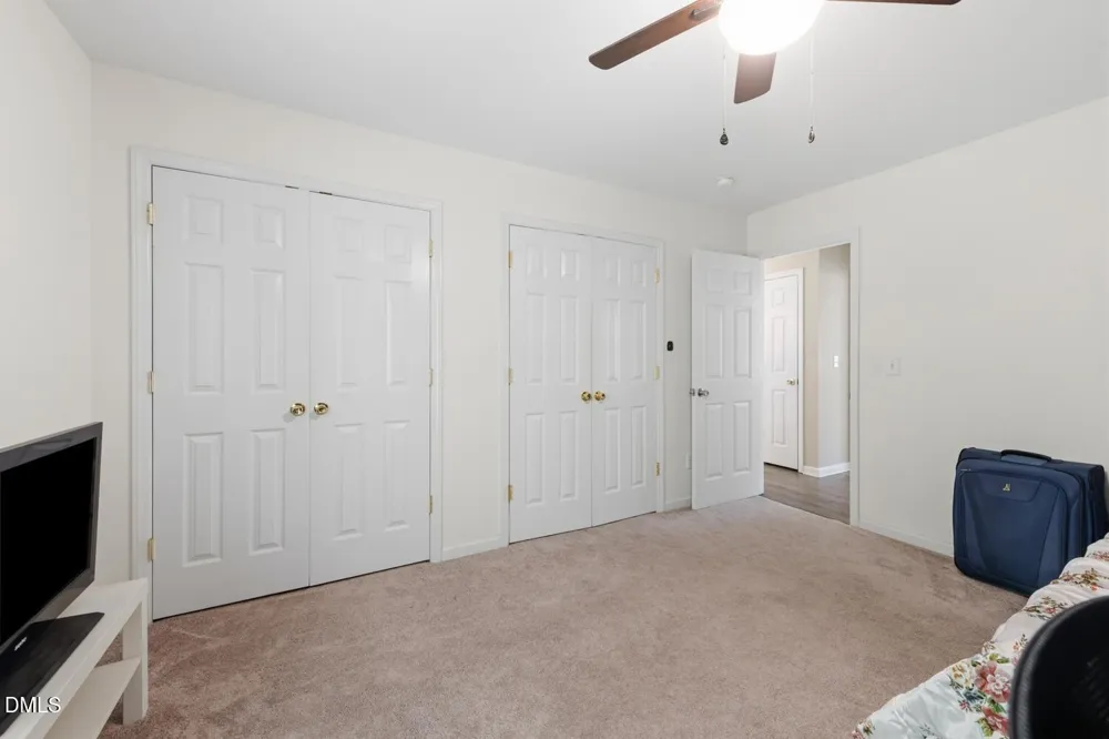 1608 Rogers Pointe Lane Creedmoor, NC 27522