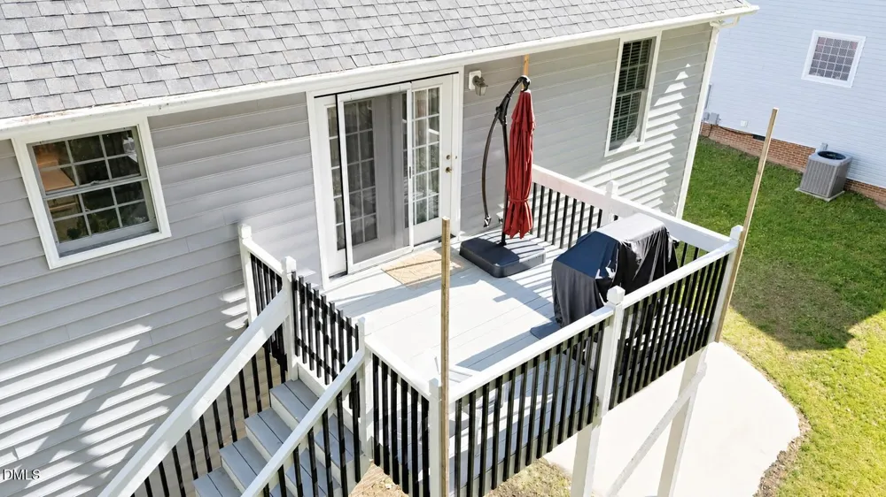 1608 Rogers Pointe Lane Creedmoor, NC 27522