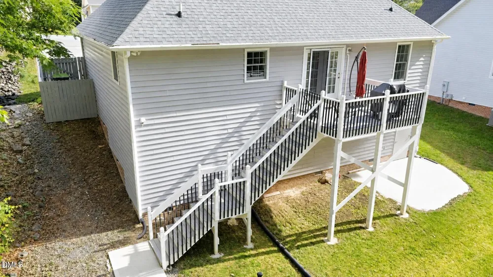 1608 Rogers Pointe Lane Creedmoor, NC 27522
