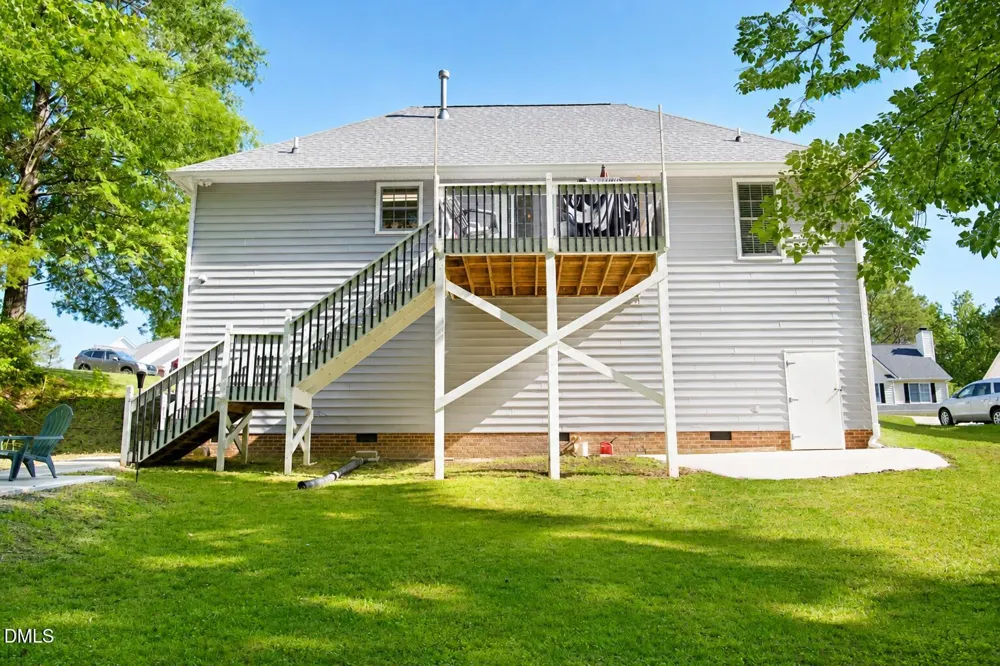 1608 Rogers Pointe Lane Creedmoor, NC 27522