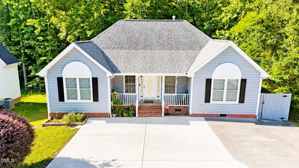 1608 Rogers Pointe Lane Creedmoor, NC 27522