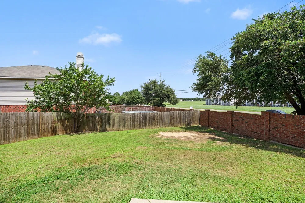 14847 Canyonridge Drive Balch Springs, TX 75180