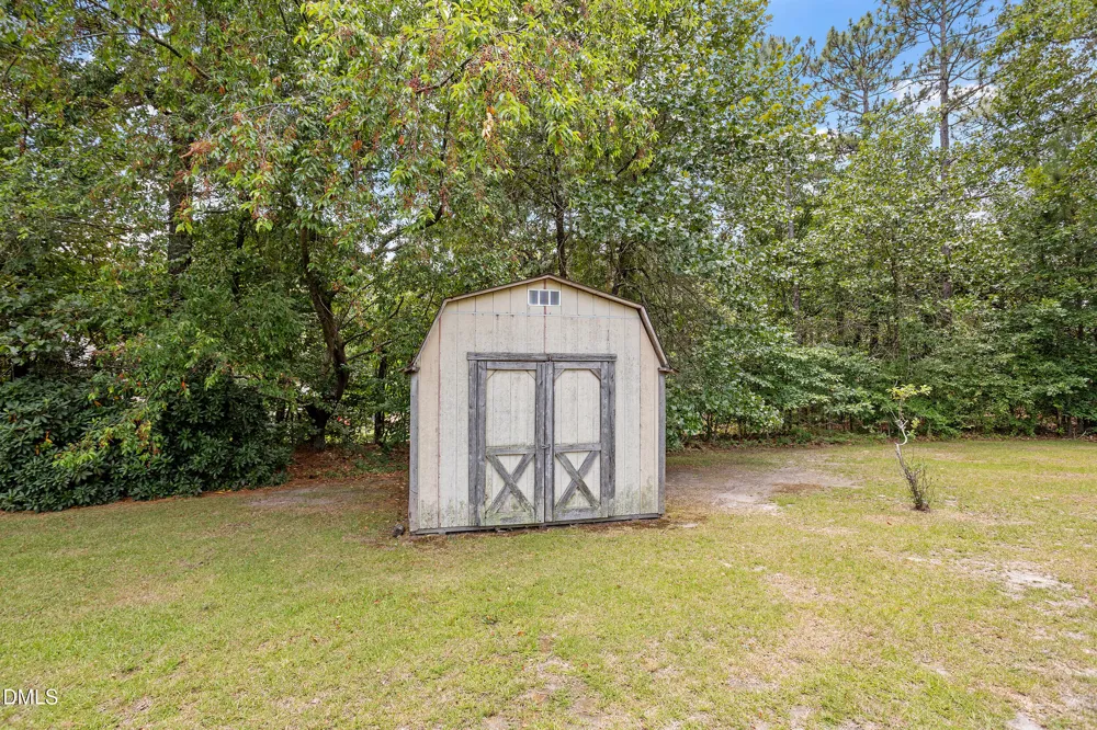 20 Senter Lane Bunnlevel, NC 28323