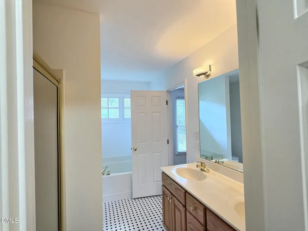 114 Weaver Mine Trail Chapel Hill, NC 27517