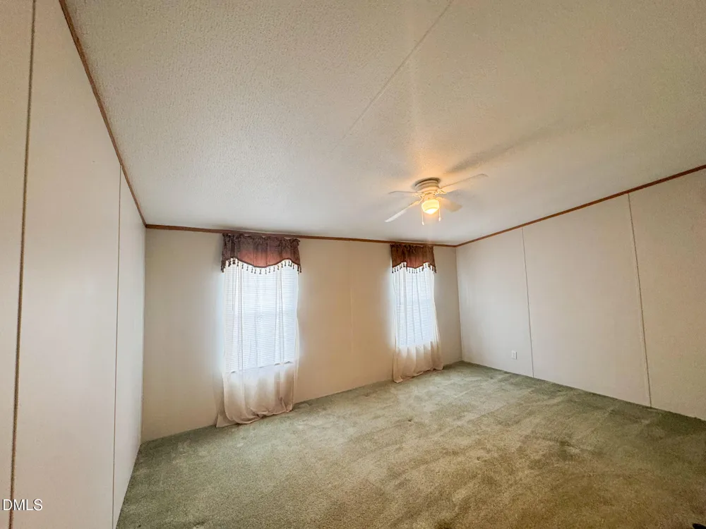 113 Pine Log Lane Roseboro, NC 28382