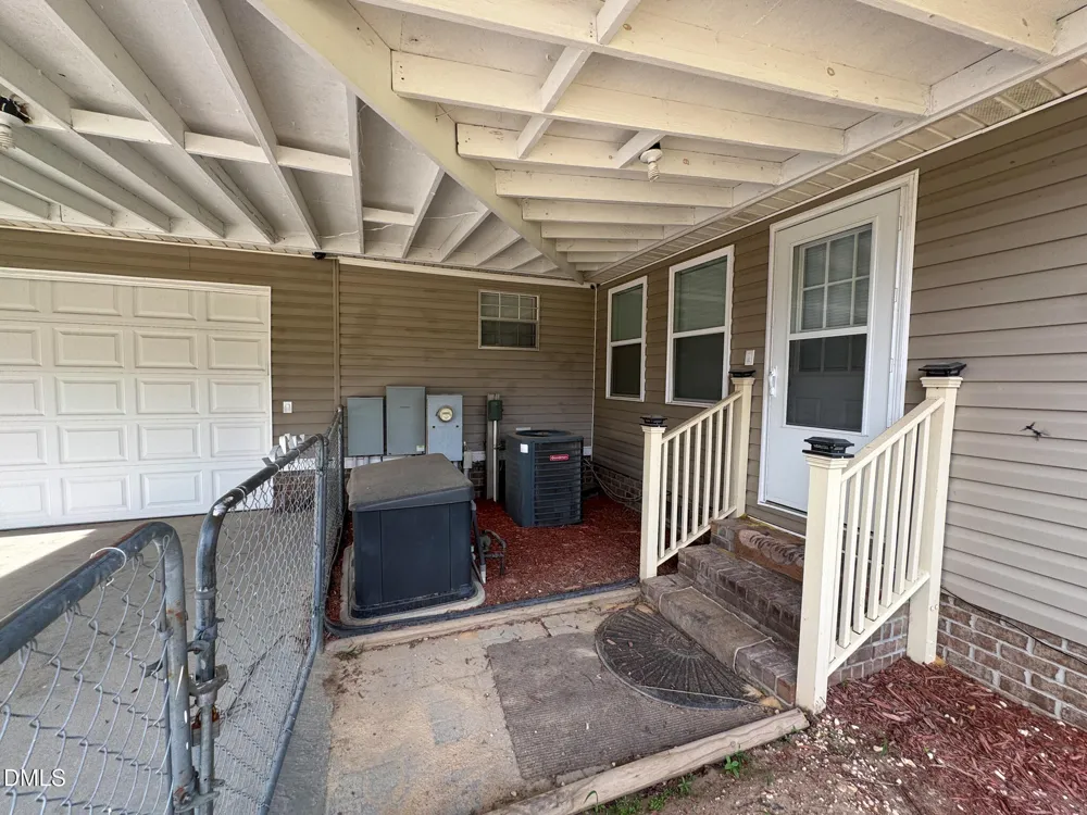 113 Pine Log Lane Roseboro, NC 28382